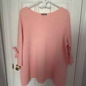 Gorgeous plus size sweater from Laura size 2x new without tags